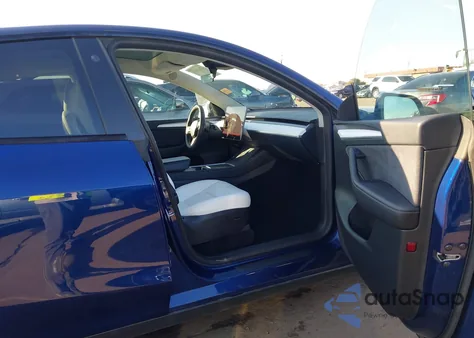 2023 Tesla Model Y Performance Dual Motor All-Wheel Drive from USA, damaged, VIN 7SAYGDEF5PF760930